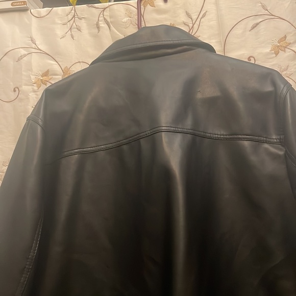 A Collezioni Authentic Leather Jacket. Brand New. - Picture 15 of 16
